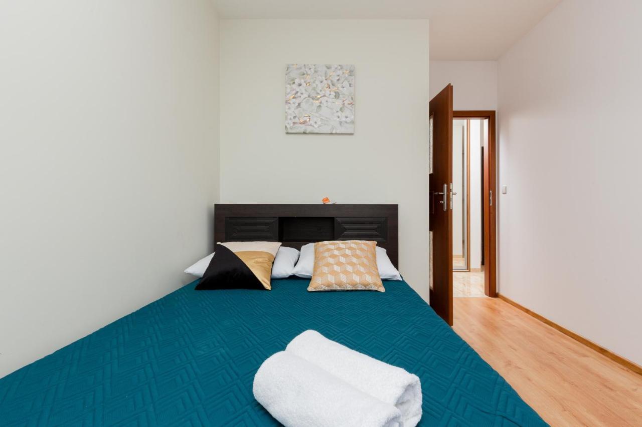 Apartament Na Woli Sowinskiego By Noclegi Renters Warschau Buitenkant foto